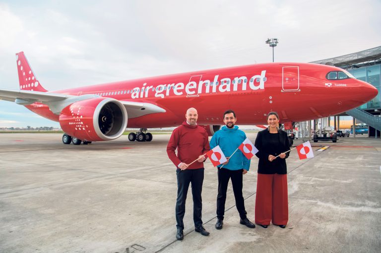 EVE-2569-02-A330neo delivery to Air Greenland-VIP group-04