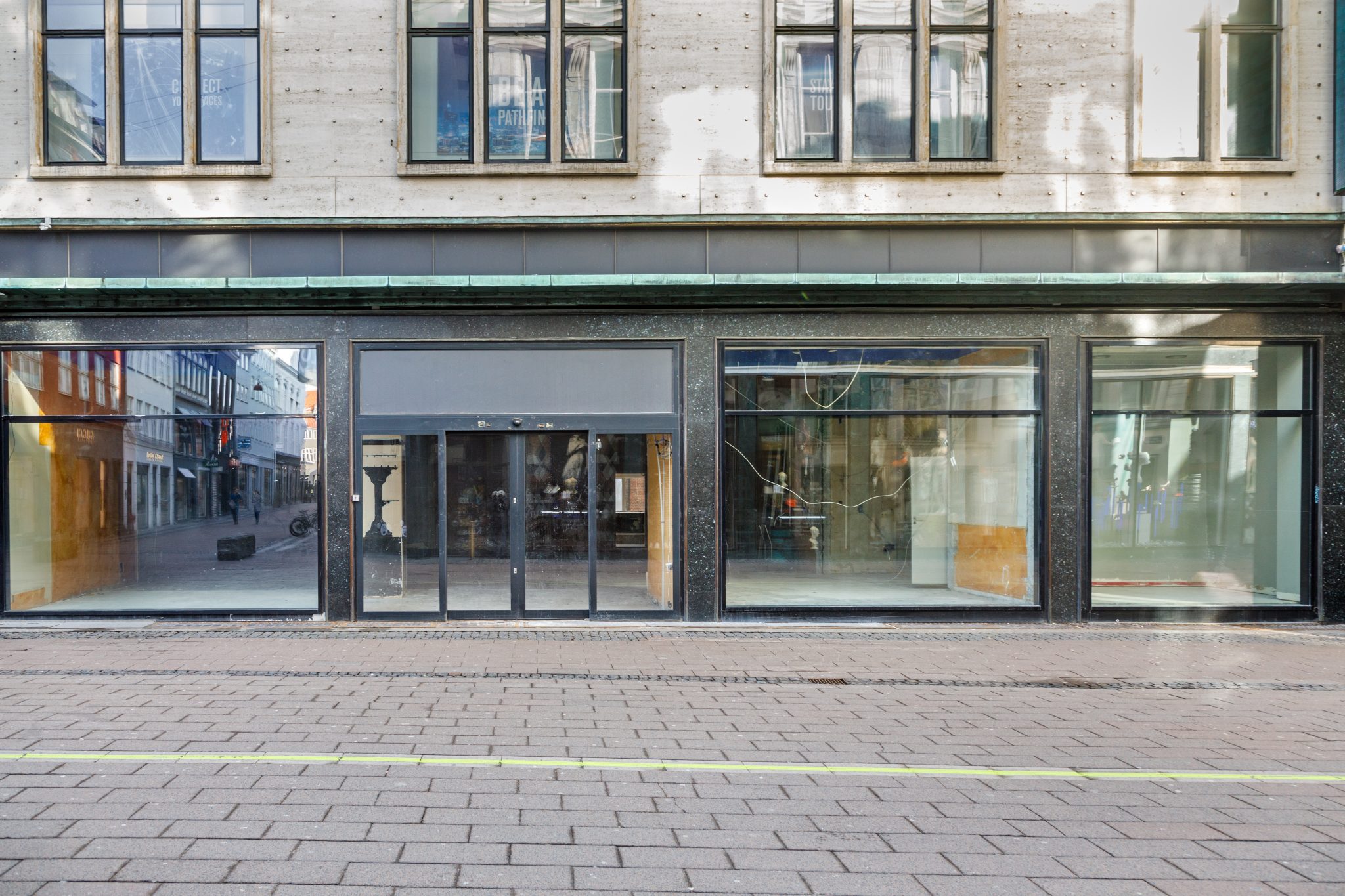 Read more about the article Tomme facader i danske storbyer: Omfanget af ledige butikslejemål er det højeste i to år