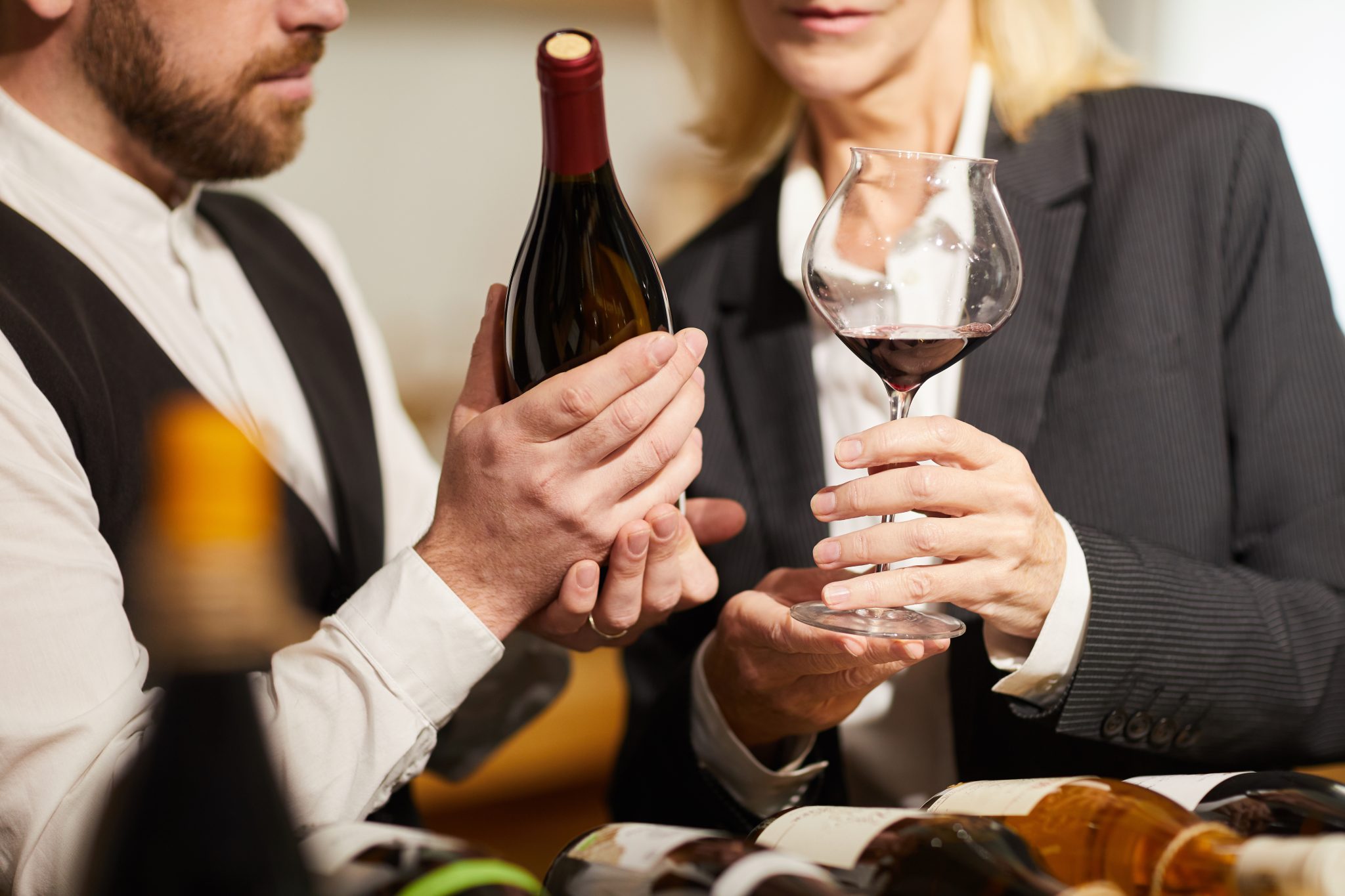 Read more about the article Investeringsvin (2:3) – Hvordan investerer man i vin?