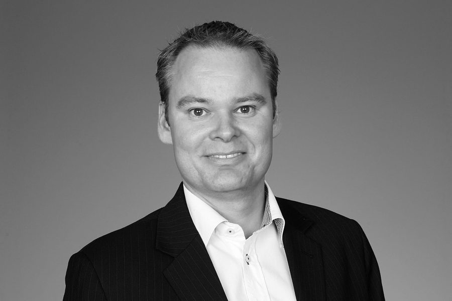 Brian Kaasner Kristiansen er stifter af Behavioural Strategy Group, forfatter til kritikerroste Beslutningsstrategi og rådgiver i Comatch netværket med kobling af adfærdsøkonomi og strategi.